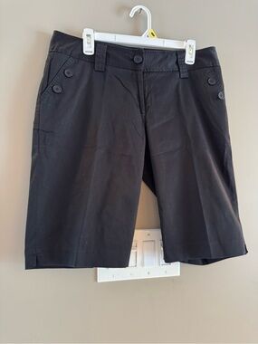 Black Button-Accent Bermuda Shorts
